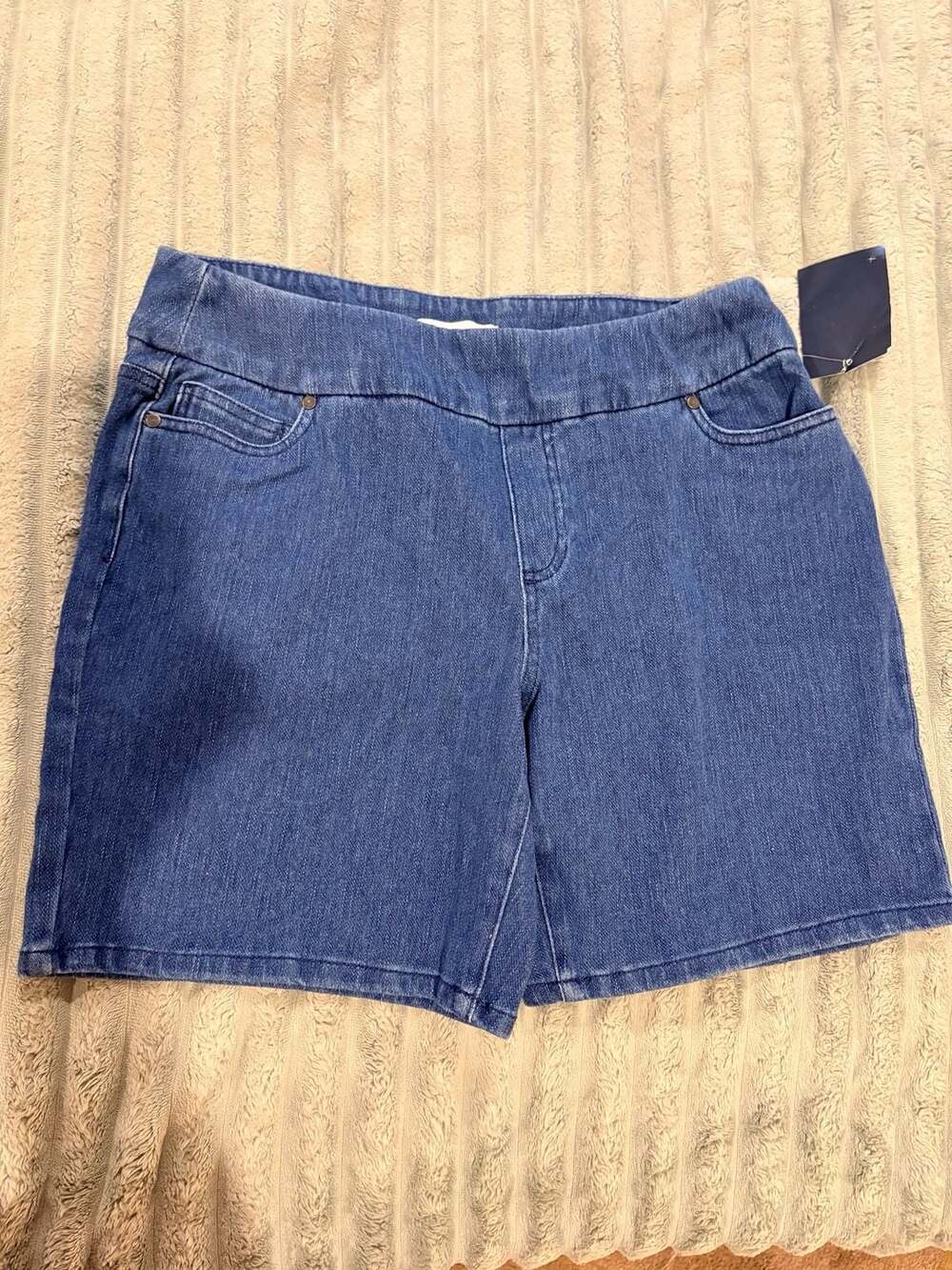Coldwater Creek Pull-On Denim Shorts 12P (40)